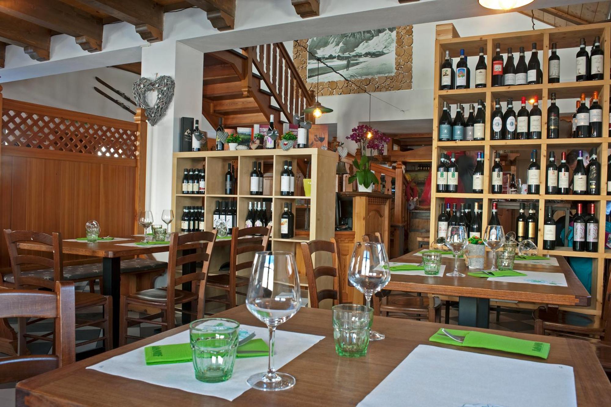 Aalts Dorf Hotel Riale  Kültér fotó